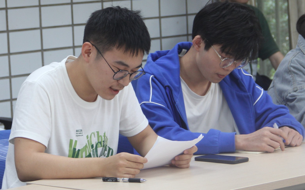 蜂蜜浏览器_2.学生发言1.jpg betway西汉姆联